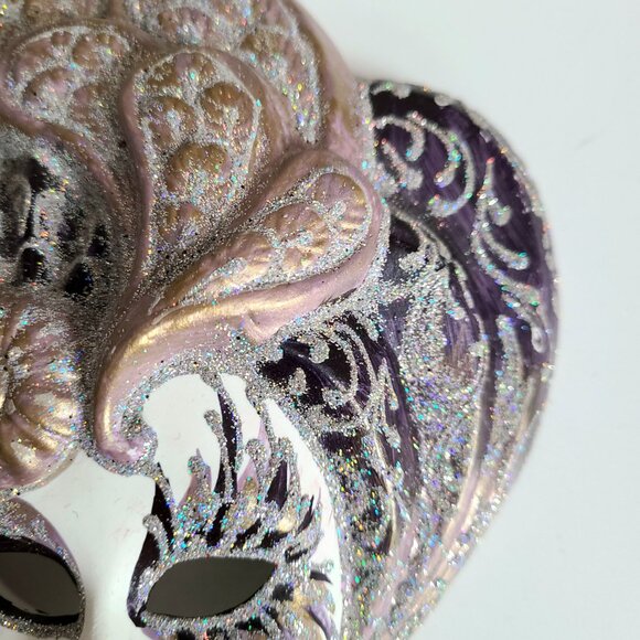 Ceramic Venetian lady mask. Wall decor. - Picture 3 of 5